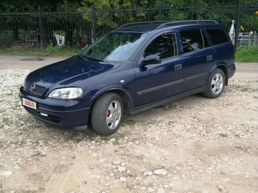 Опель Астра универсал 2000