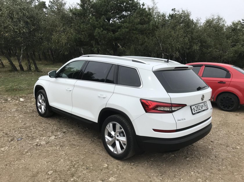 Шкода Кодиак белый