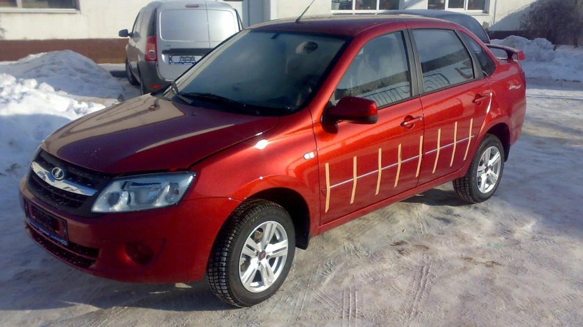 Лада Гранта красный металлик