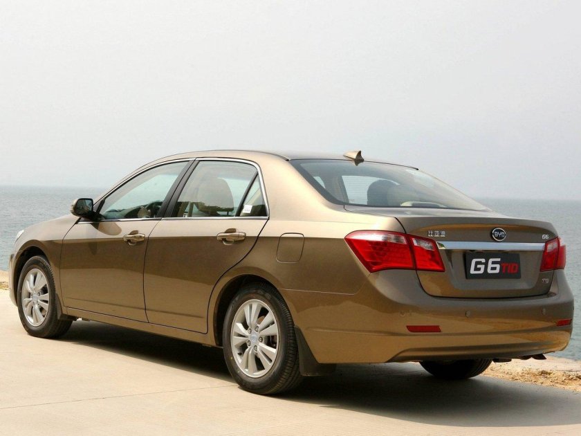 BYD g6