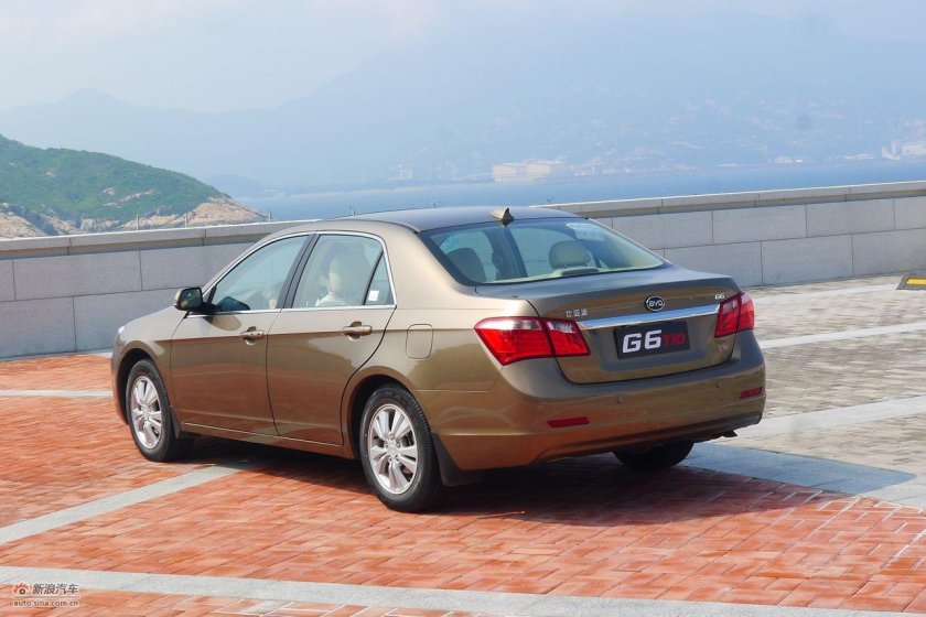BYD g6