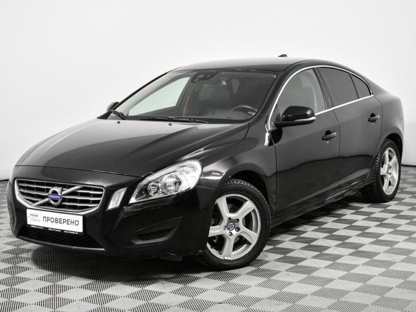 Вольво с60 черная