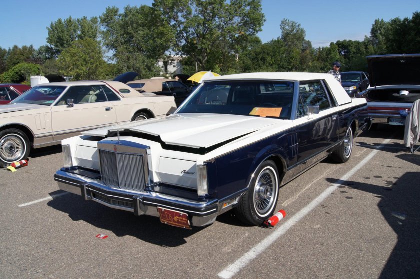Lincoln Continental Mark vi