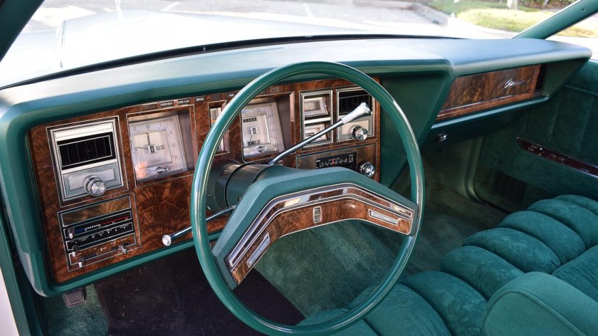 1977 Lincoln Continental Mark v