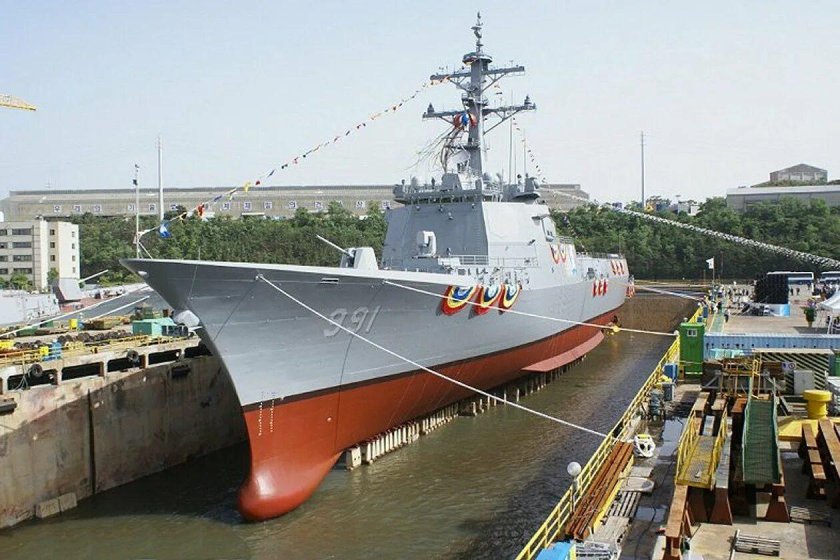 Король Седжон эсминец