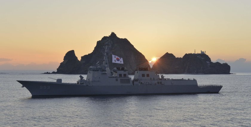 Король Седжон эсминец