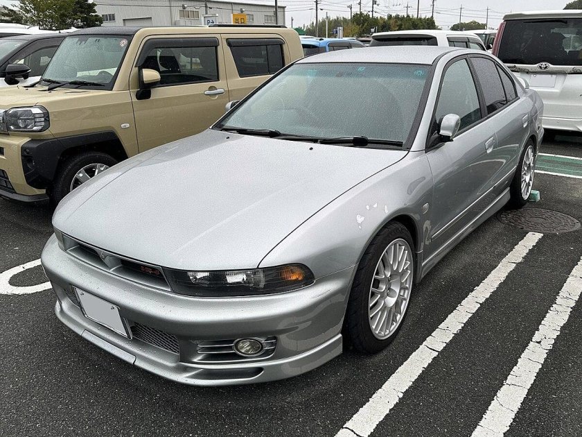 Митсубиси галант вр 4