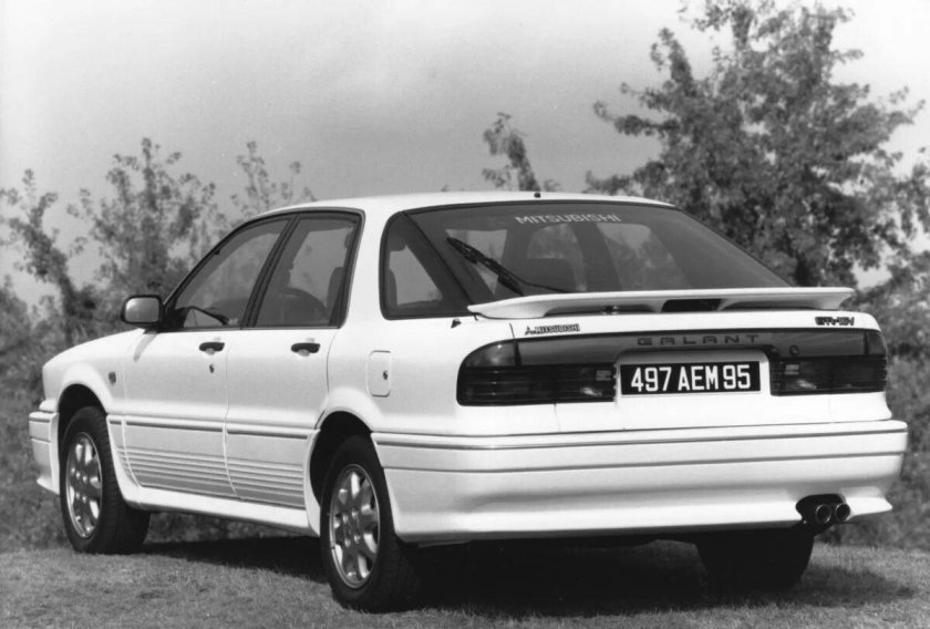 Mitsubishi Galant 6 поколение