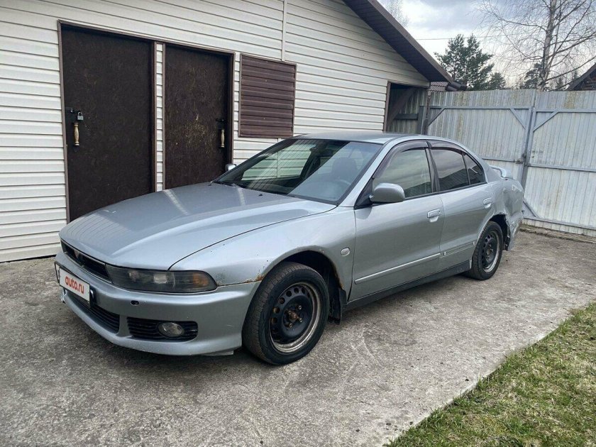 Митсубиси Галант 2000