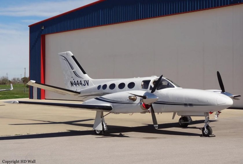 Турбовинтовой самолет Cessna