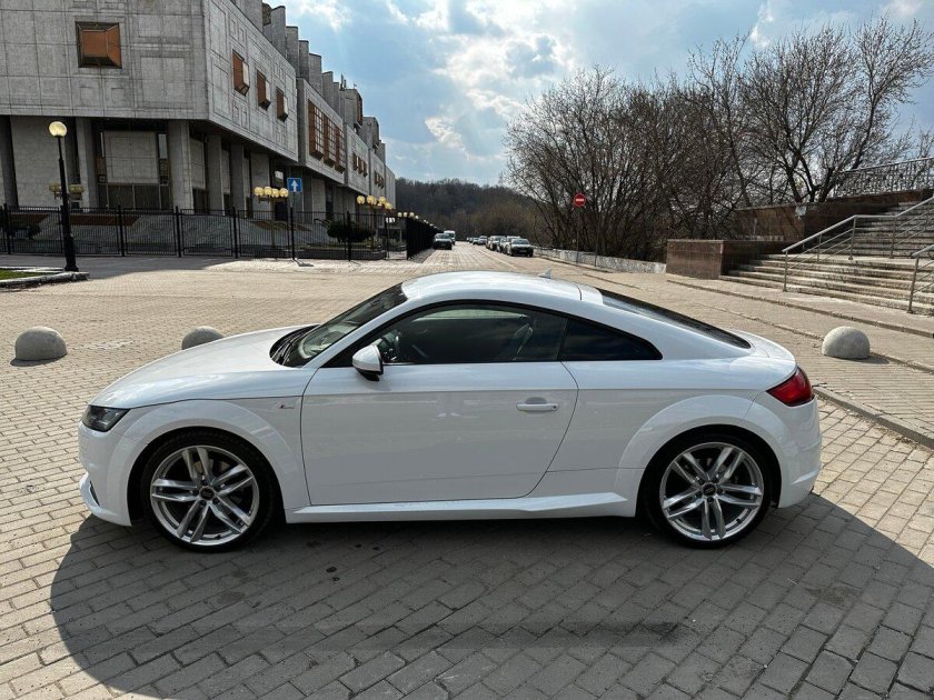 Audi tt 2015