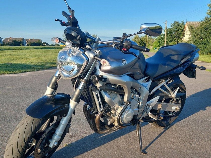 Мотоцикл yamaha