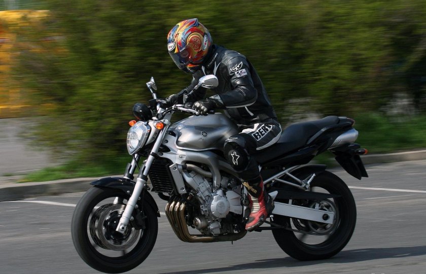 Yamaha fz6 2004