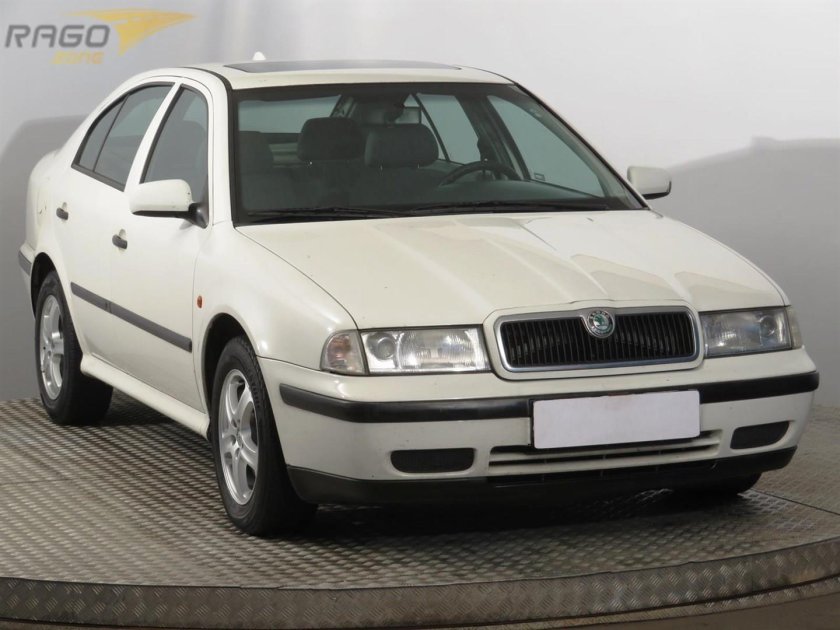 Шкода Октавия 1998 1.6