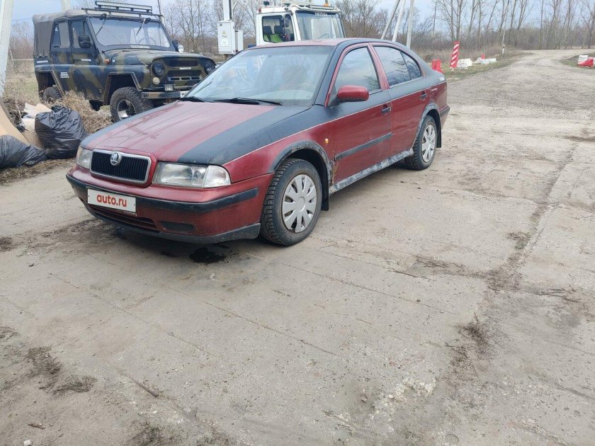 Шкода октавия 1997 красная