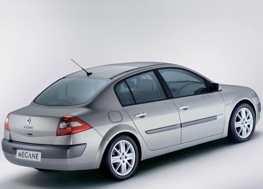 Рено меган седан 2003