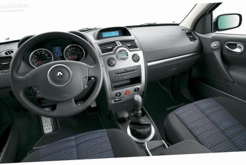 Рено Меган 2006 салон