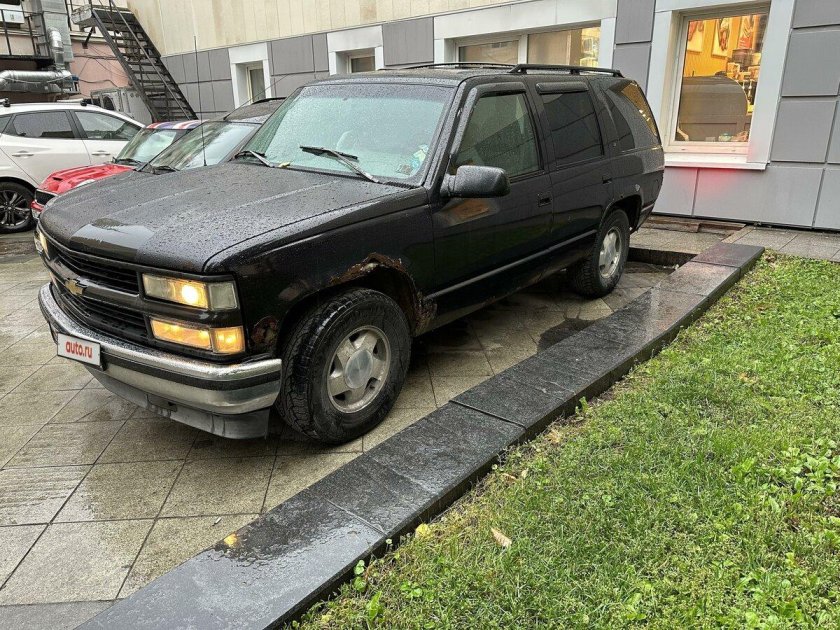 Шевроле Тахо 1 поколения