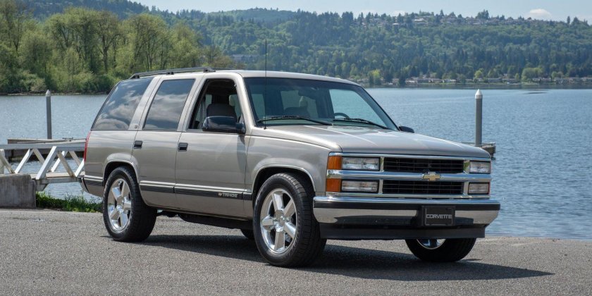 Chevrolet Tahoe Suburban 1990