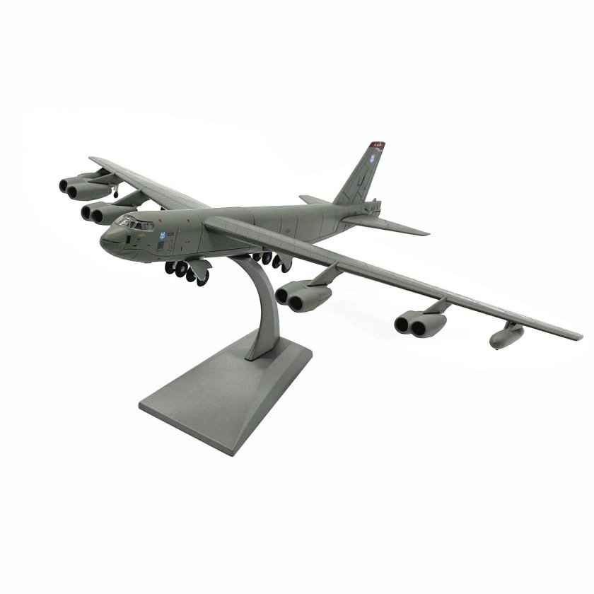 Бомбардировщик b 52