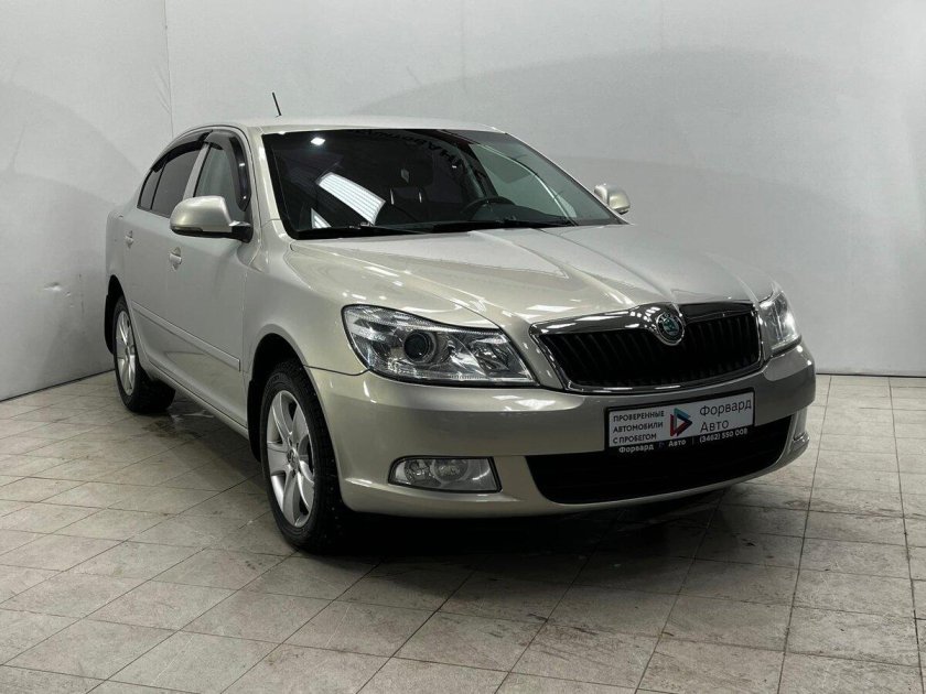 Шкода октавия 2011 года до рестайлинга
