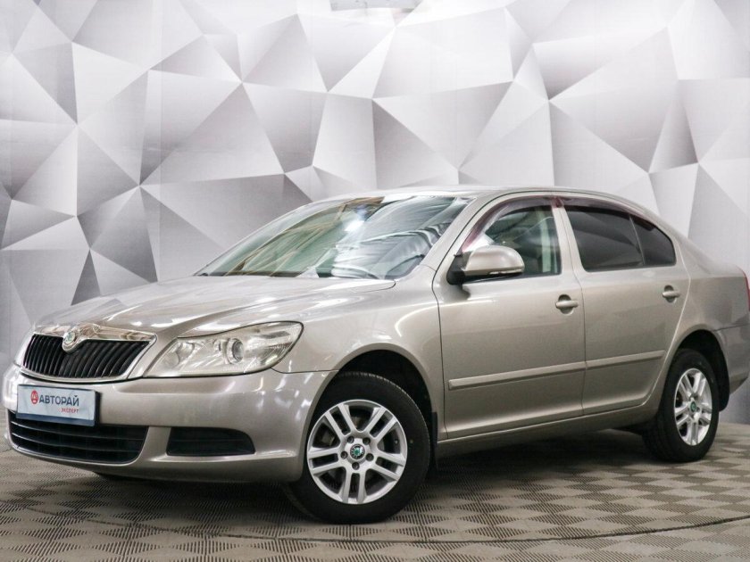 Шкода Октавия 2012 года