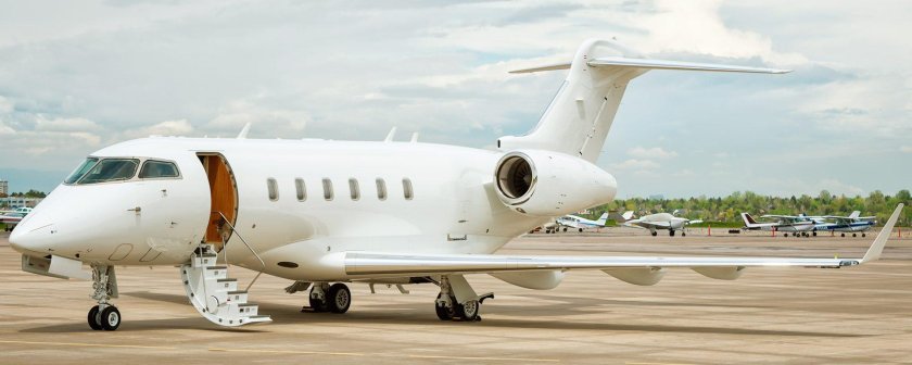 Challenger 300