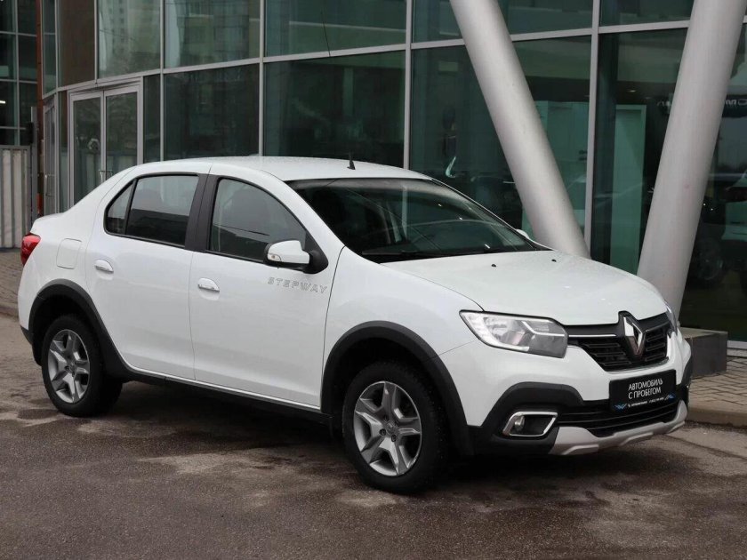 Рено логан степвей 2022 белый