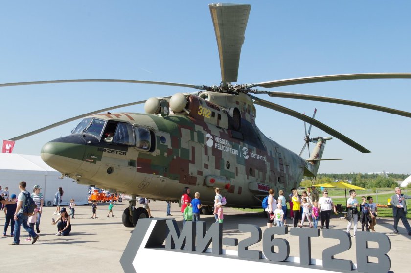 Транспортный вертолет ми-26