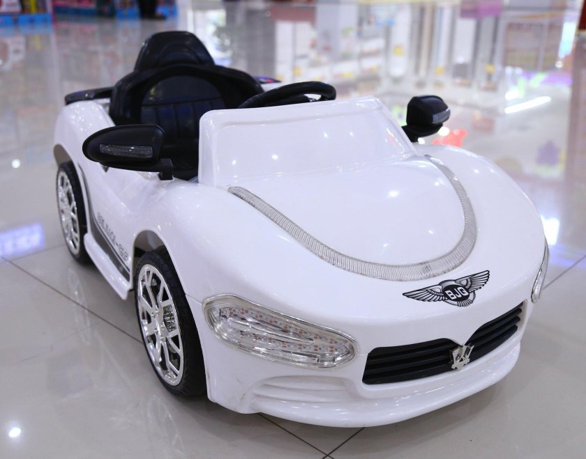 Электромобиль Tommy Force