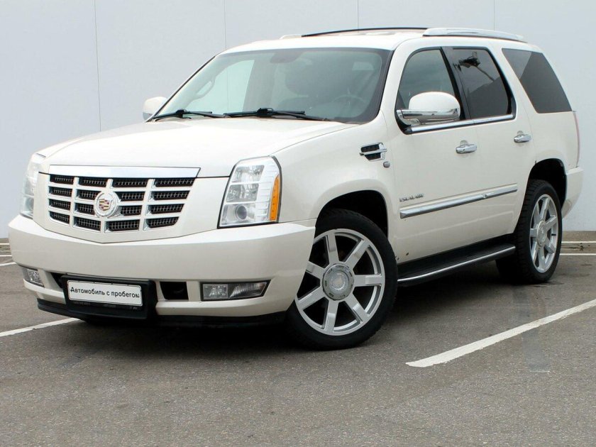 Кадиллак эскалейд 2008 белый