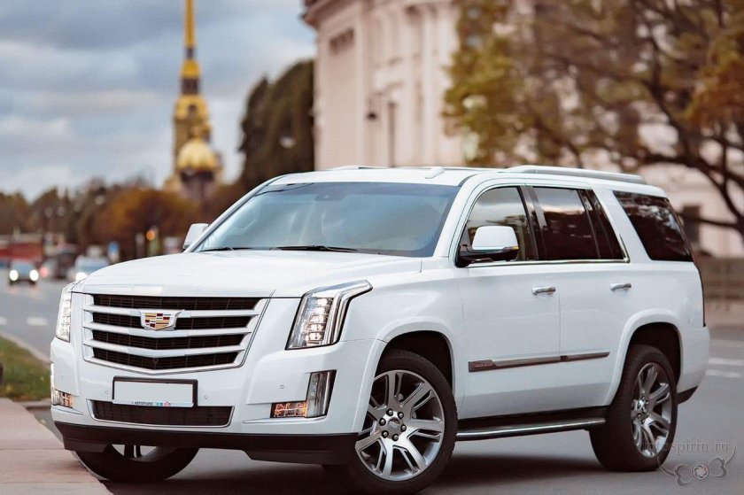 Cadillac Escalade 2016 белый