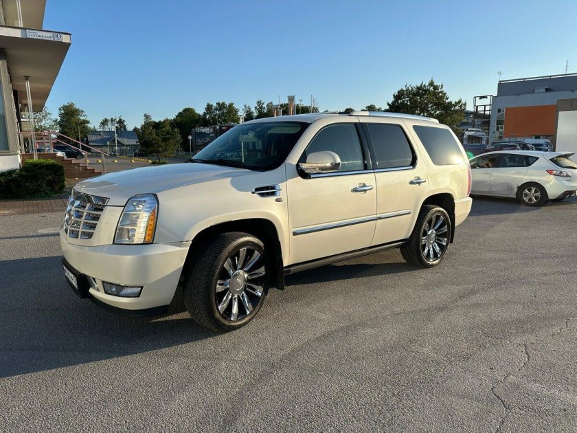 Cadillac escalade 2010