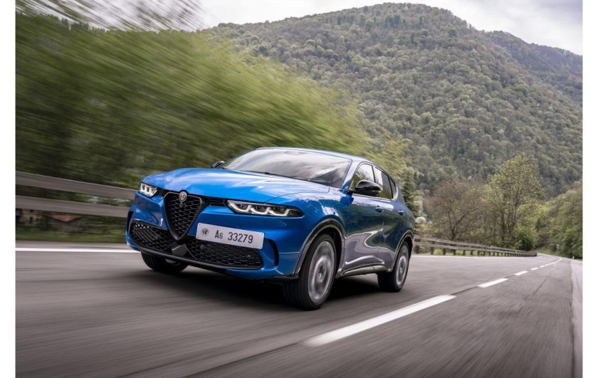 Альфа Ромео Тонале 2022