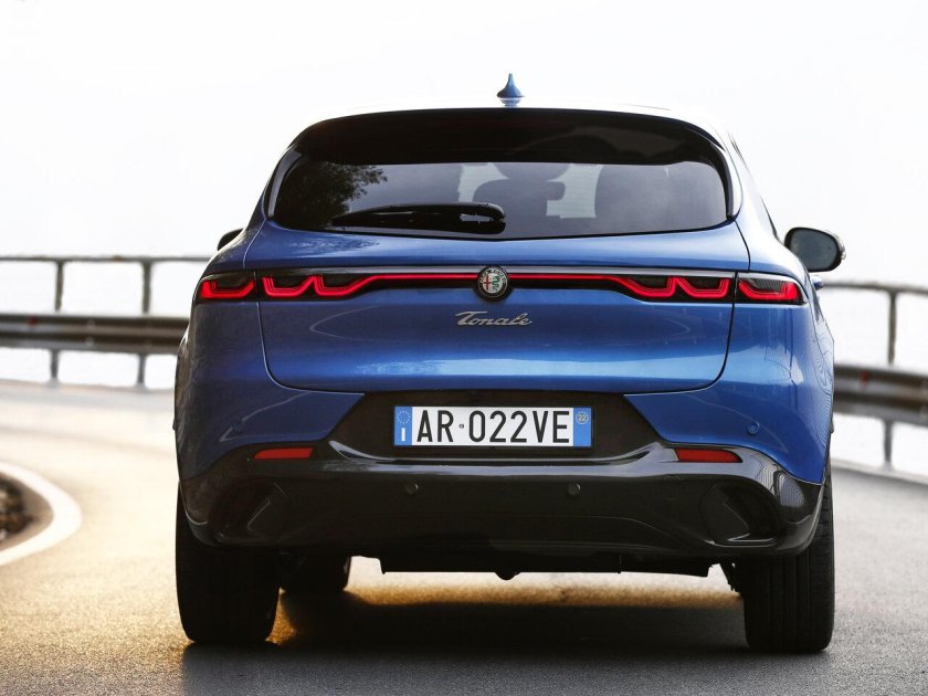 Alfa Romeo Tonale 2023