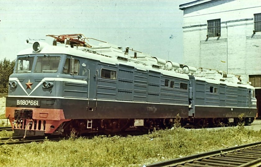 Электровоз вл61 НЭВЗ