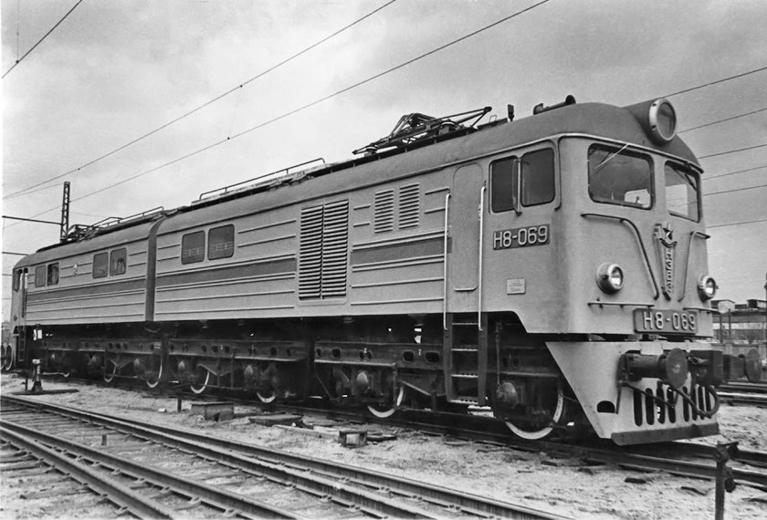 Электровоз вл 8