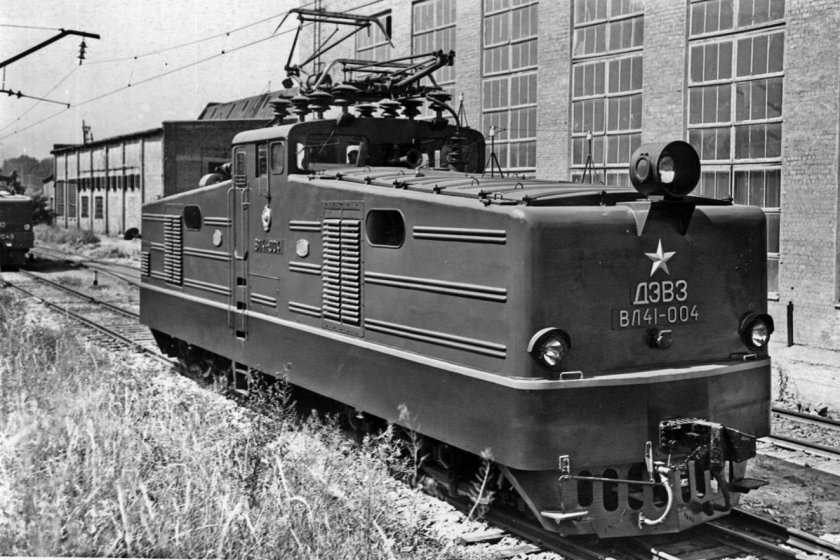 Вл41 электровоз кабина