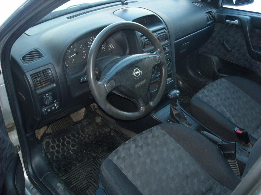 Opel Astra g 1999 салон