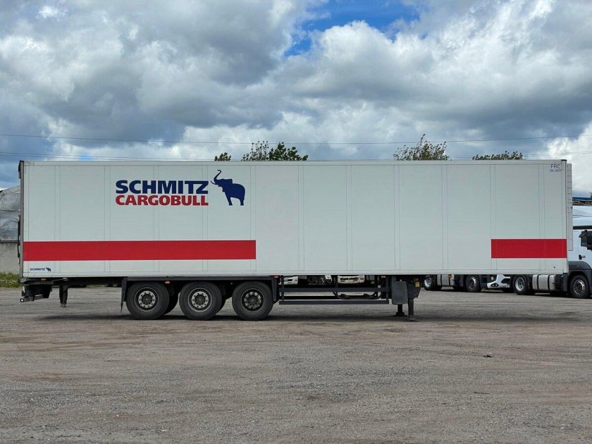 Полуприцеп рефрижератор schmitz 16.8м