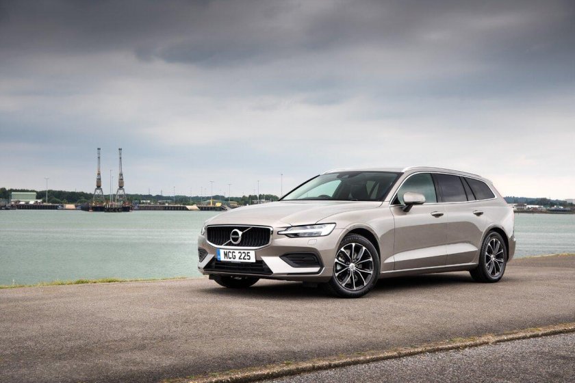 Volvo v60 2022