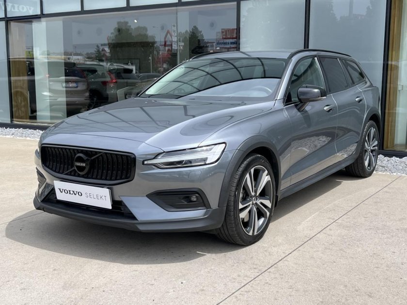 Вольво в 60 кросс кантри