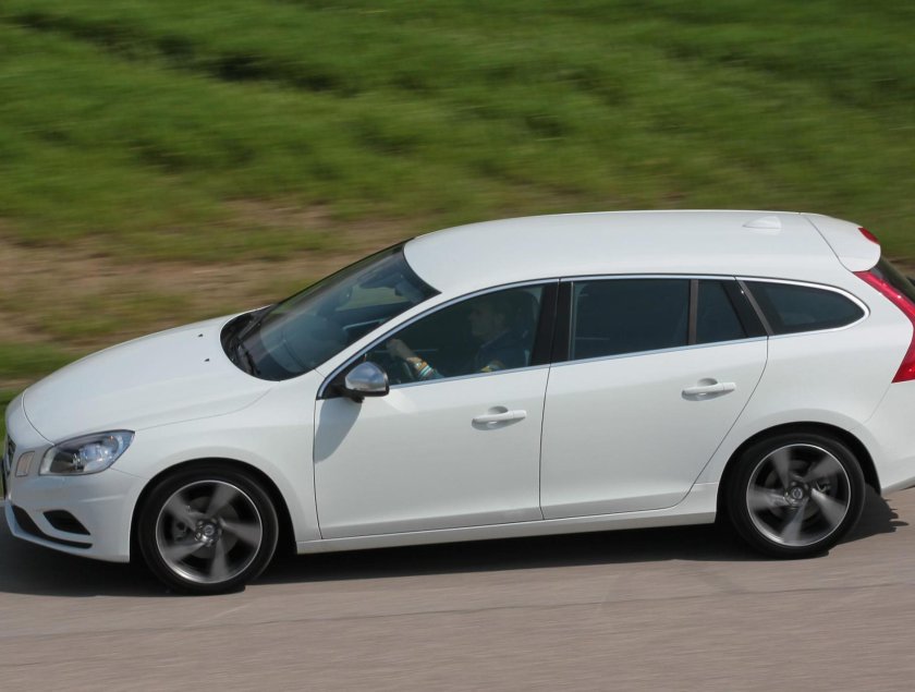 Volvo v60 r