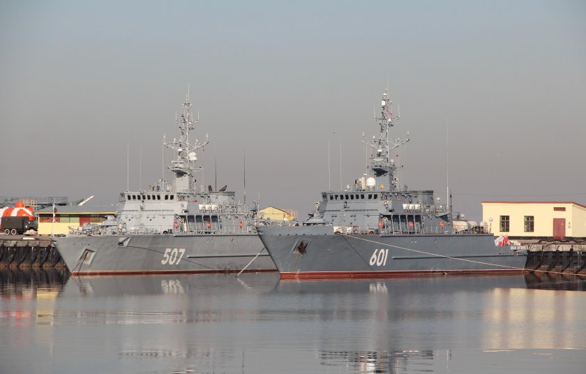 Тральщик 12700 александрит