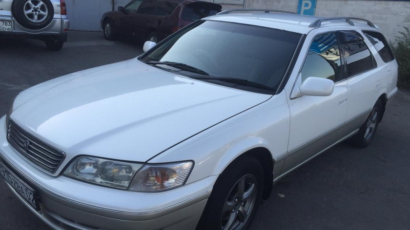 Тойота марк 2 qualis универсал