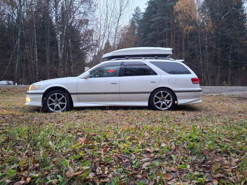 Toyota mark 2 wagon qualis
