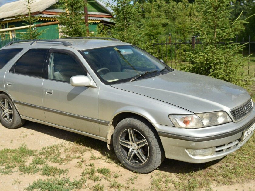 Тойота Марк 2 Qualis