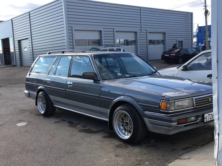 Toyota Mark 2 70 Wagon