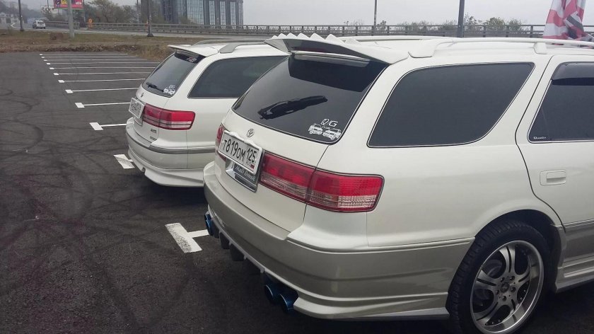 Тойота Марк 2 100 универсал