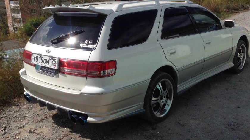 Toyota Mark 2 Wagon Qualis